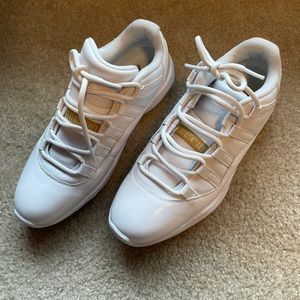 Jordan 11 Retro Low Golf White Metallic 10